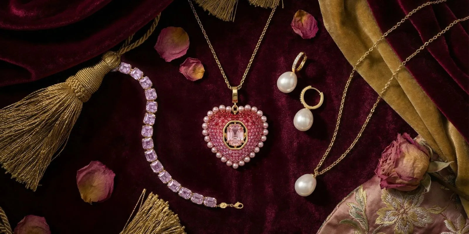 Dearest Gentle Reader… These are the most scandalous jewels of the season