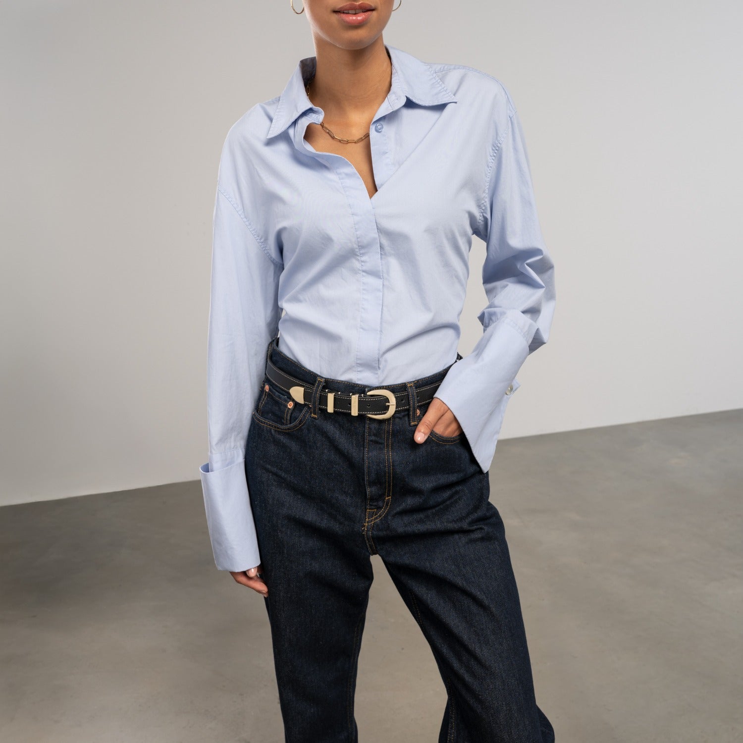 Isabel Bernard Rêveur Mathilde Black calfskin belt with gold-coloured buckle IB60020-001-90