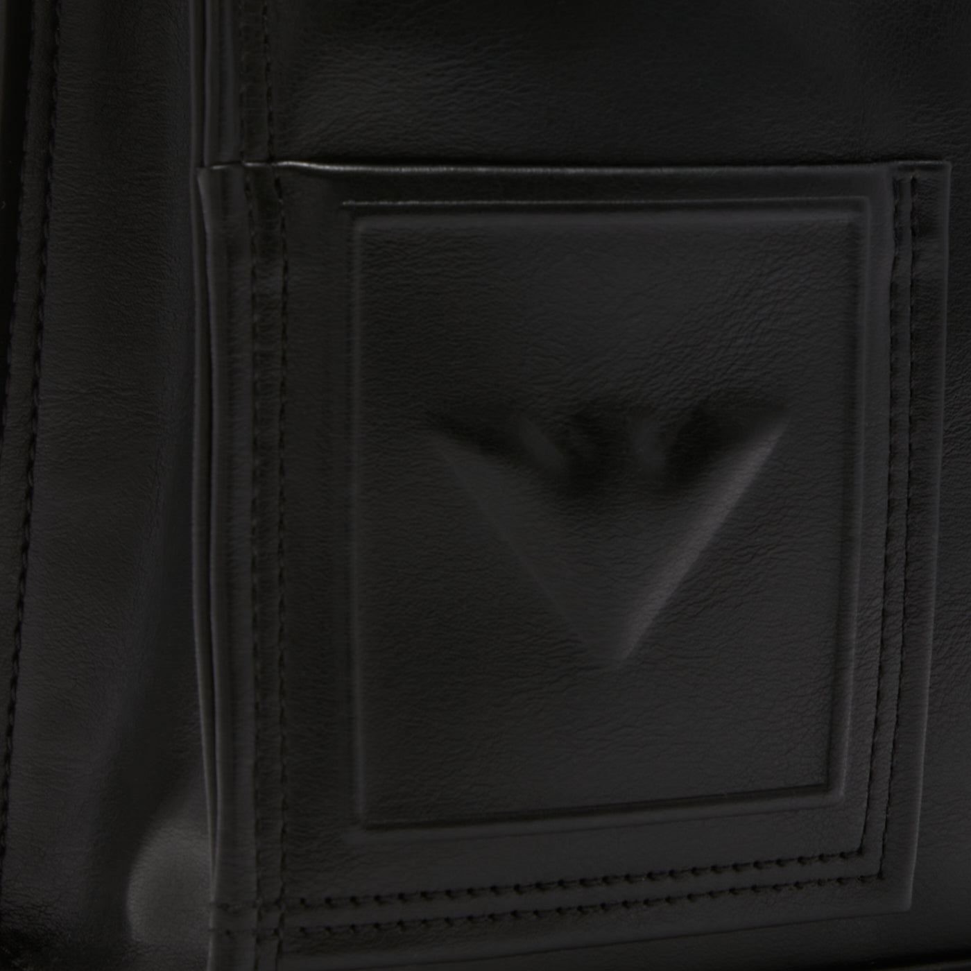 Emporio Armani Black Shoulder Bag Y3D272-YWE8E-81386