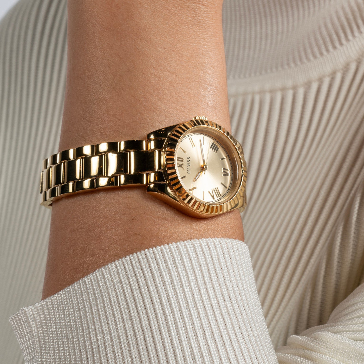 Guess Mini Luna Gold Watch GW0687L2