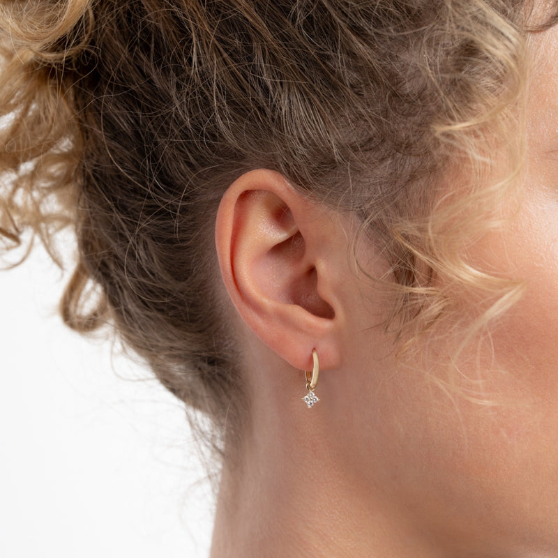 Isabel Bernard Le Marais Audrey Créoles en Or 14 Carats avec Pierre de Zirconium IB360289-zoom-