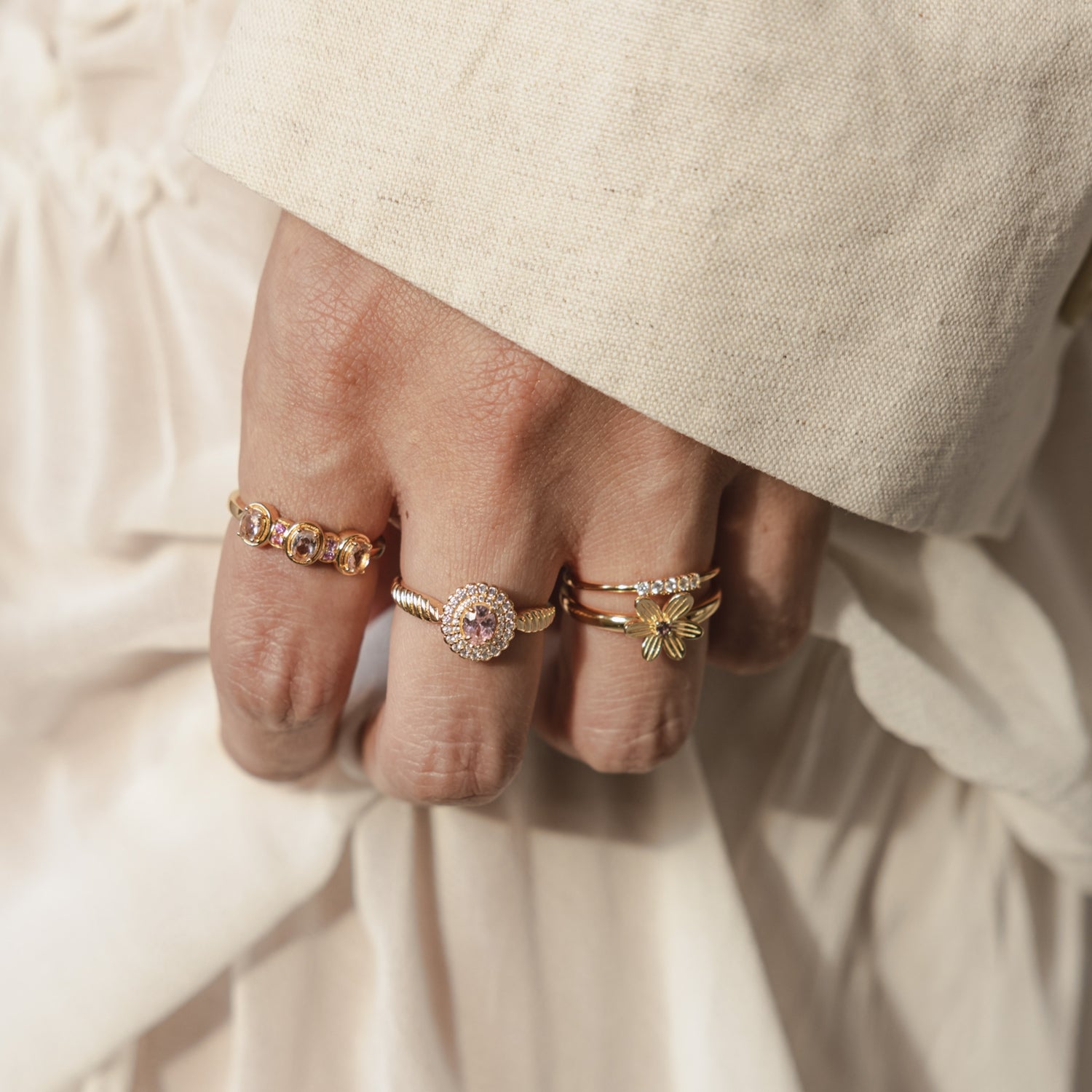 24Kae Gold Ring 124144Y/54