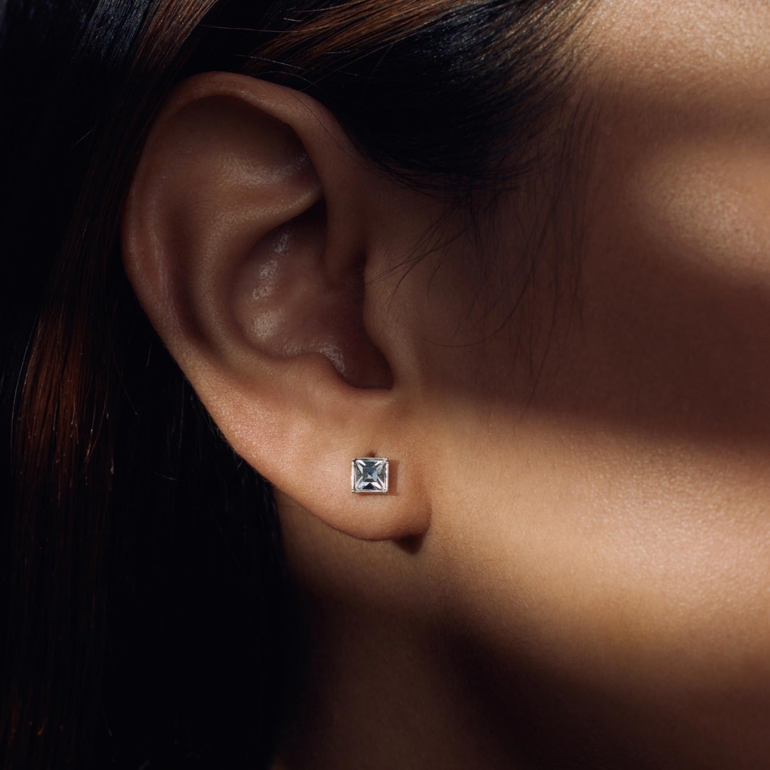 Parte Di Me Cento Luci Perla 925 sterling silver ear studs with preciosa crystal PDM36149