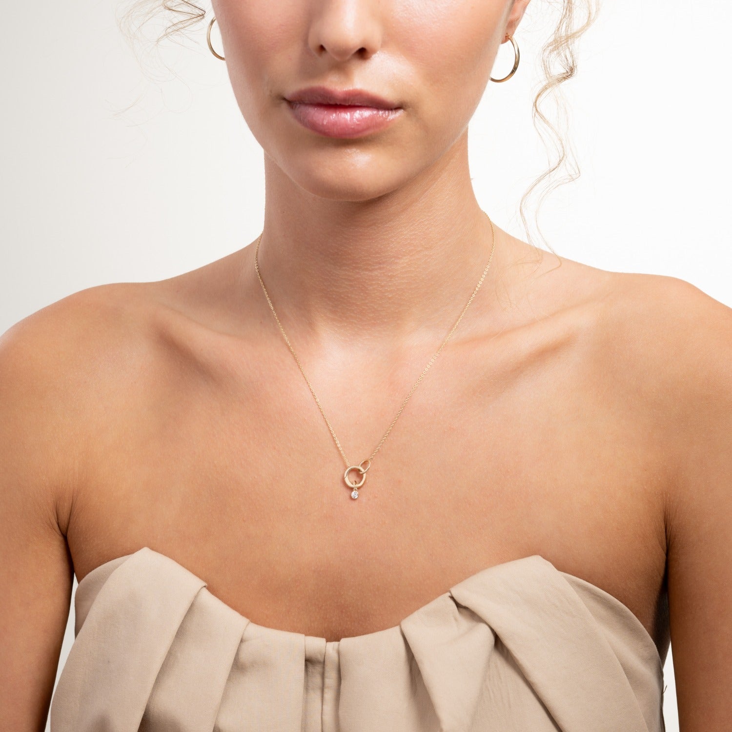 Isabel Bernard Le Marais Round Zirconia 14 karat gold charm IB350060