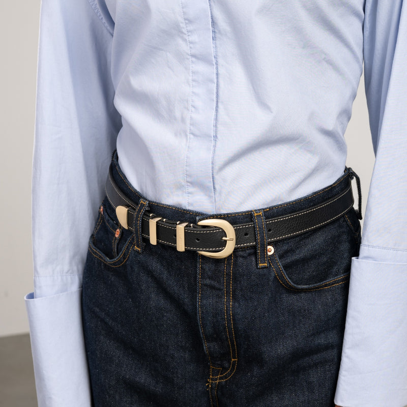 Isabel Bernard Rêveur Mathilde Ceinture en cuir de veau noire avec boucle dorée IB60020-001-90-zoom-