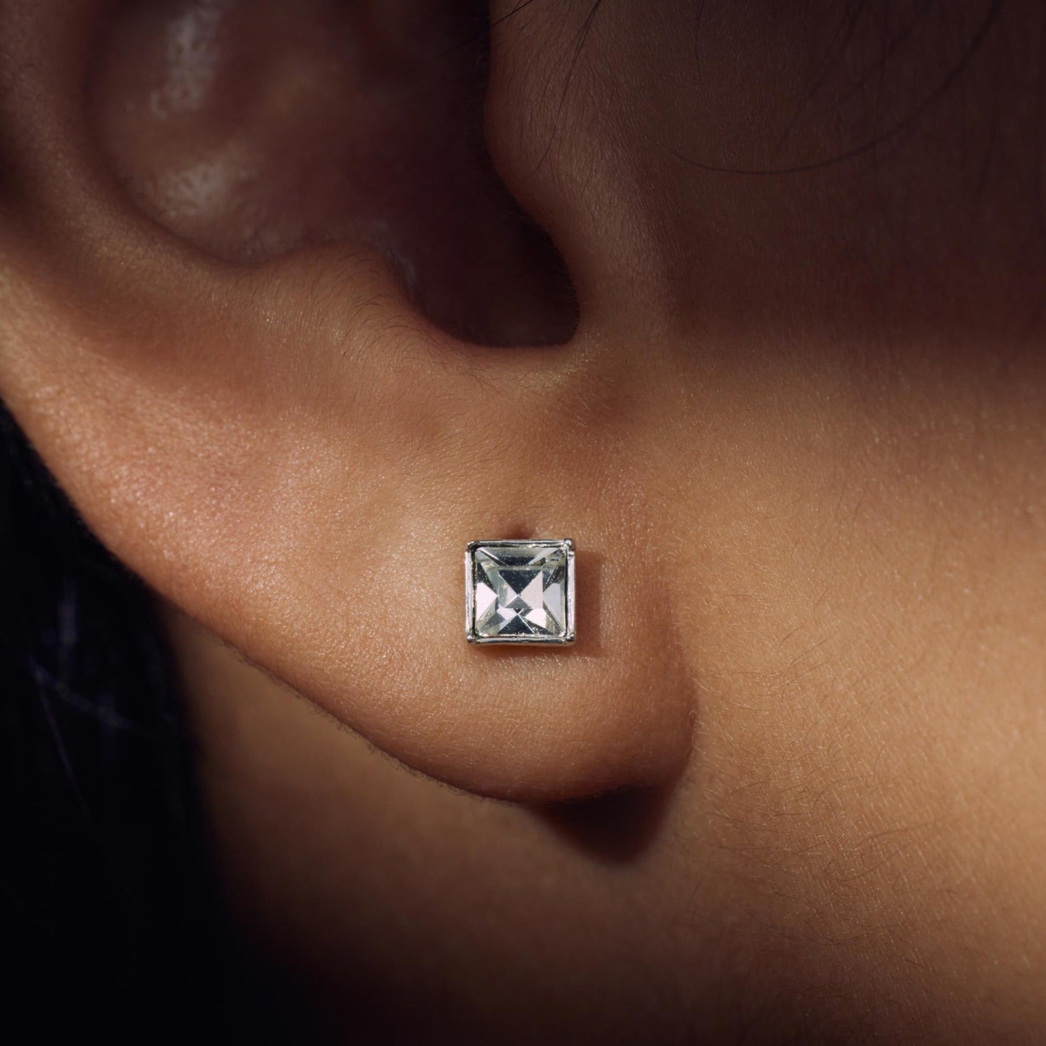 Parte Di Me Cento Luci Perla 925 sterling silver ear studs with preciosa crystal PDM36149