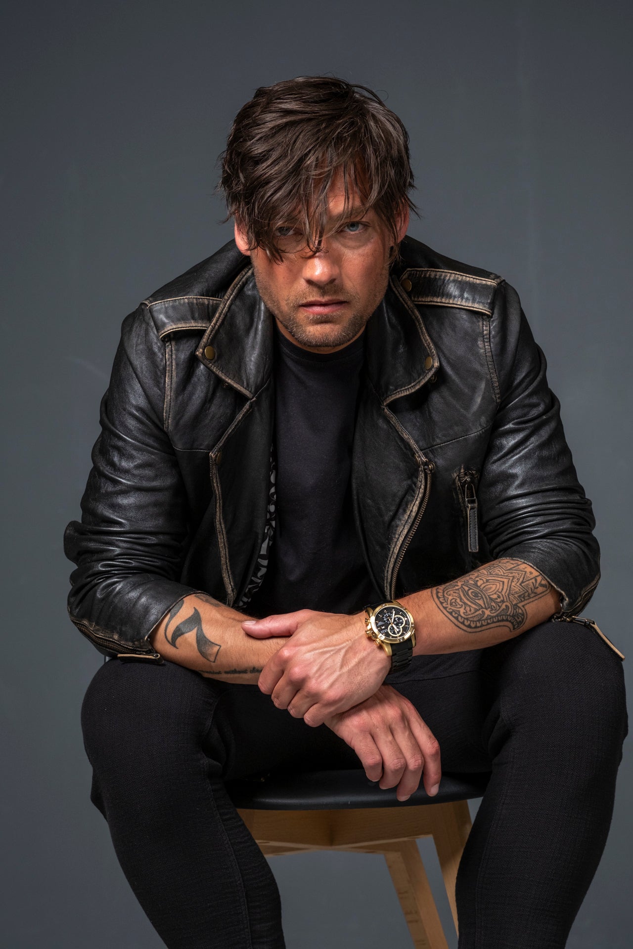 VNDX Young Rebel Big Boy Staal Men's Watch 2003-MD33047-B1