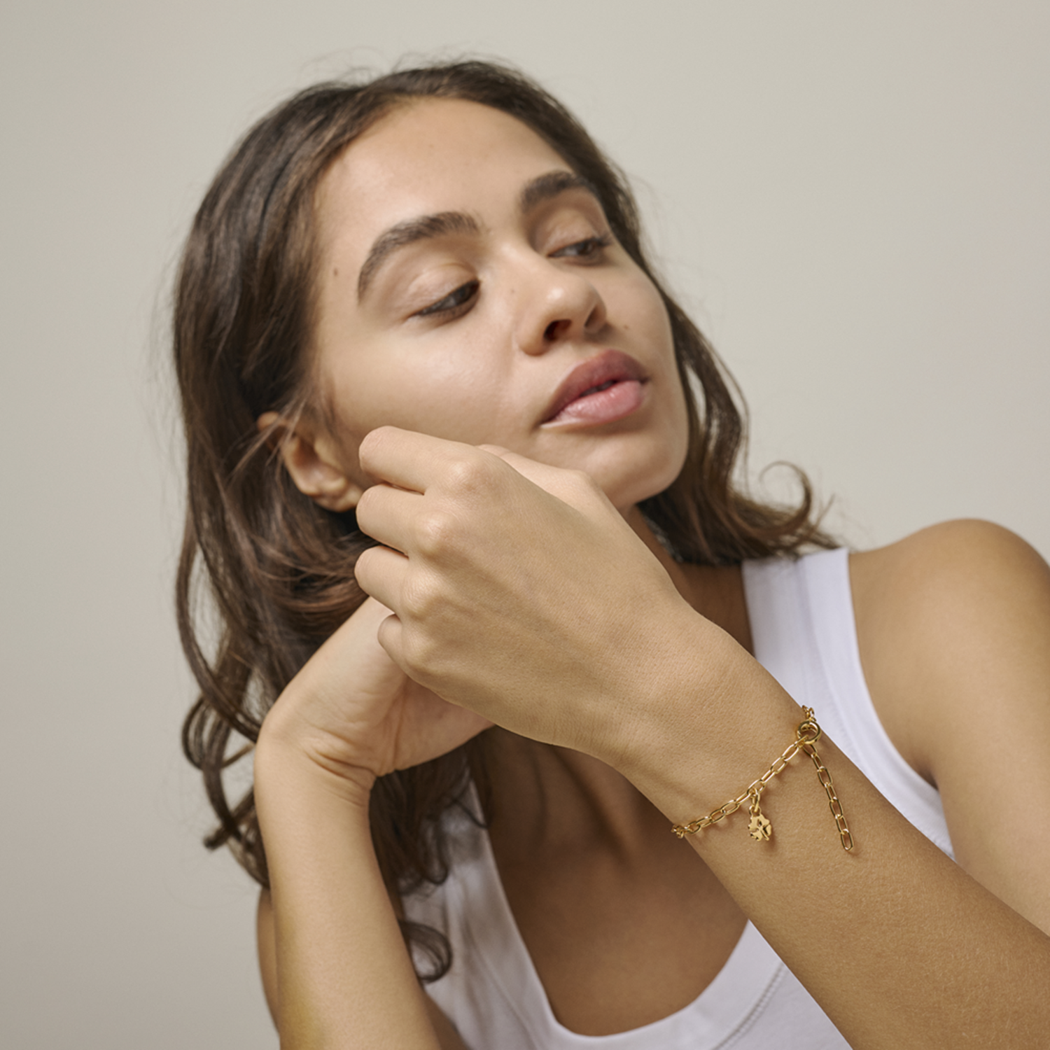 ENAMEL Copenhagen Organic Clover Charm C021G-Gold