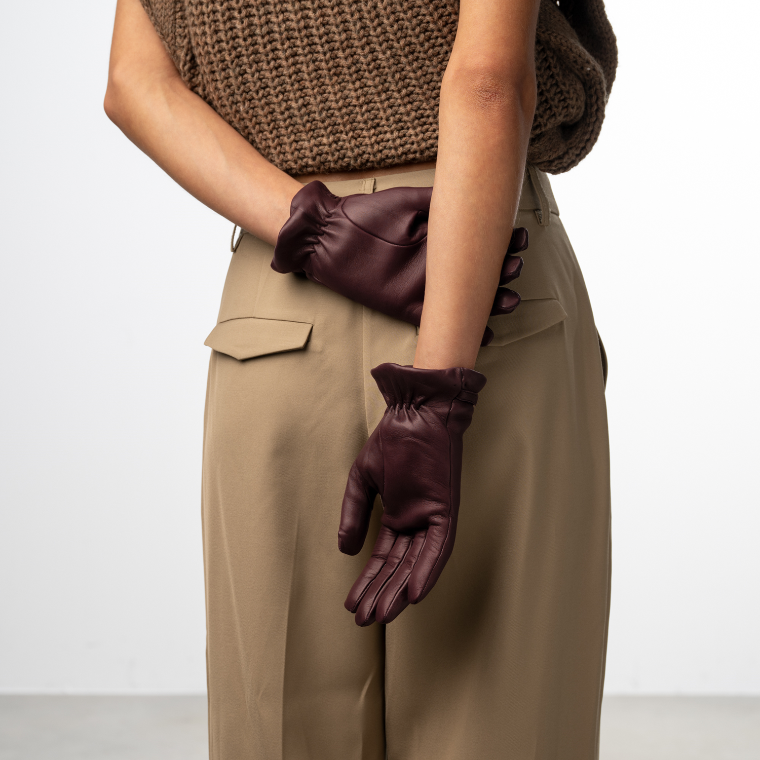 Isabel Bernard Honoré Marcelia Bordeaux Red goatskin leather gloves IB67001-352-6.5