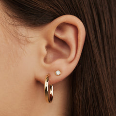 Isabel Bernard Rivoli Estrella 14 Carat Golden Hoop Earrings IB360126