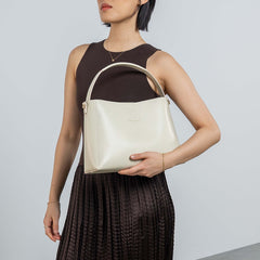 Isabel Bernard Montmartre Béatrice creme vegetable tanned leather handbag IB25095-370