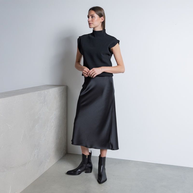 Isabel Bernard Bottes Amandine en cuir de veau noir IB53010-001-38-zoom-