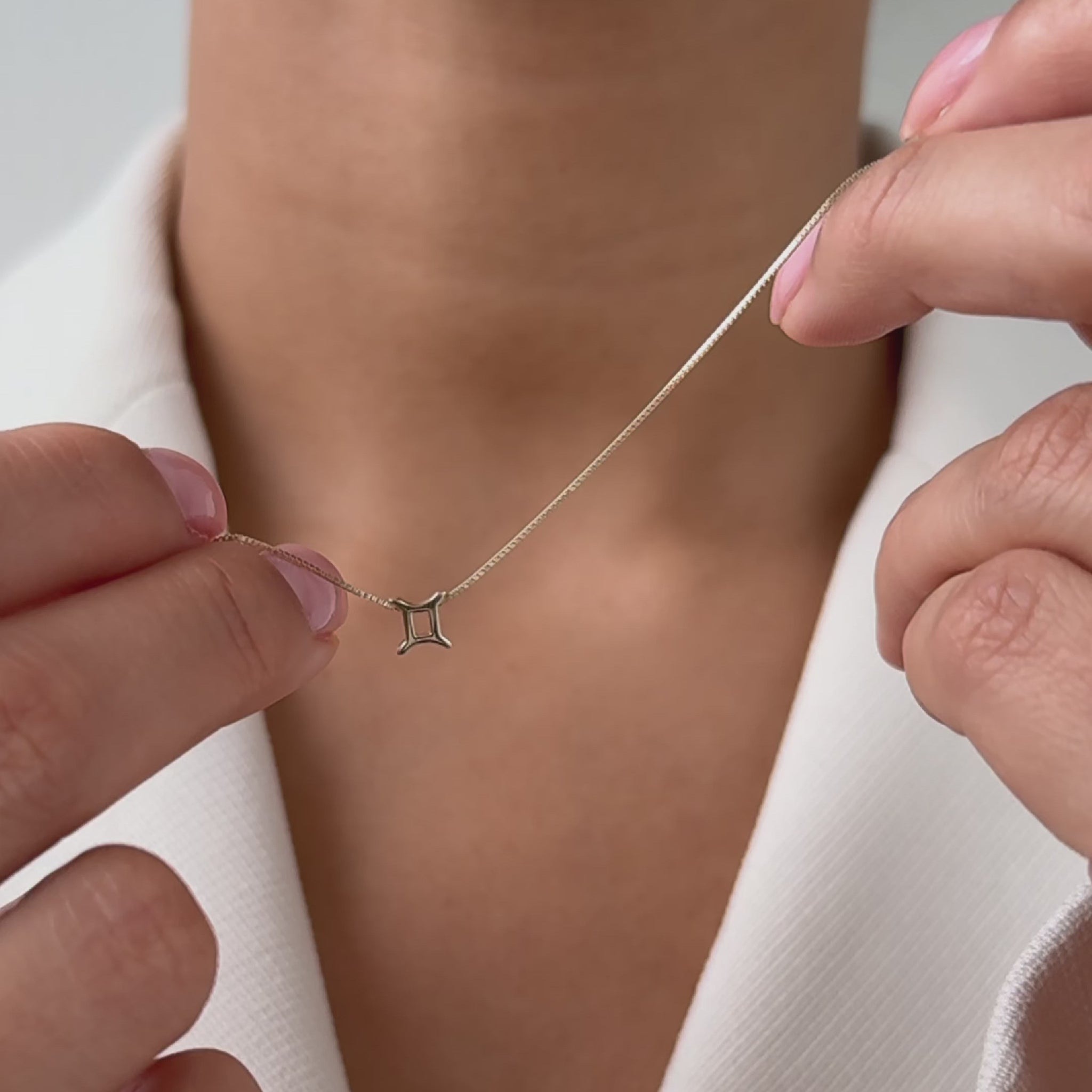 Isabel Bernard Étoiles d’Or Gemini 14 Carat Gold Venetian Necklace With Horoscope IB340180